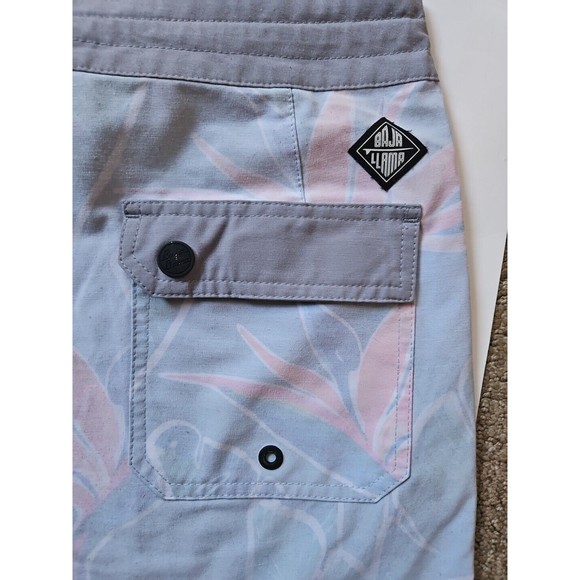 Baja Llama Shipwrecks 18" Inside Out Board Swim Shorts Sz 33 EUC - Picture 7 of 10
